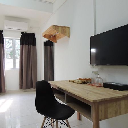 Perintis Motel Kuah Langkawi Esterno foto
